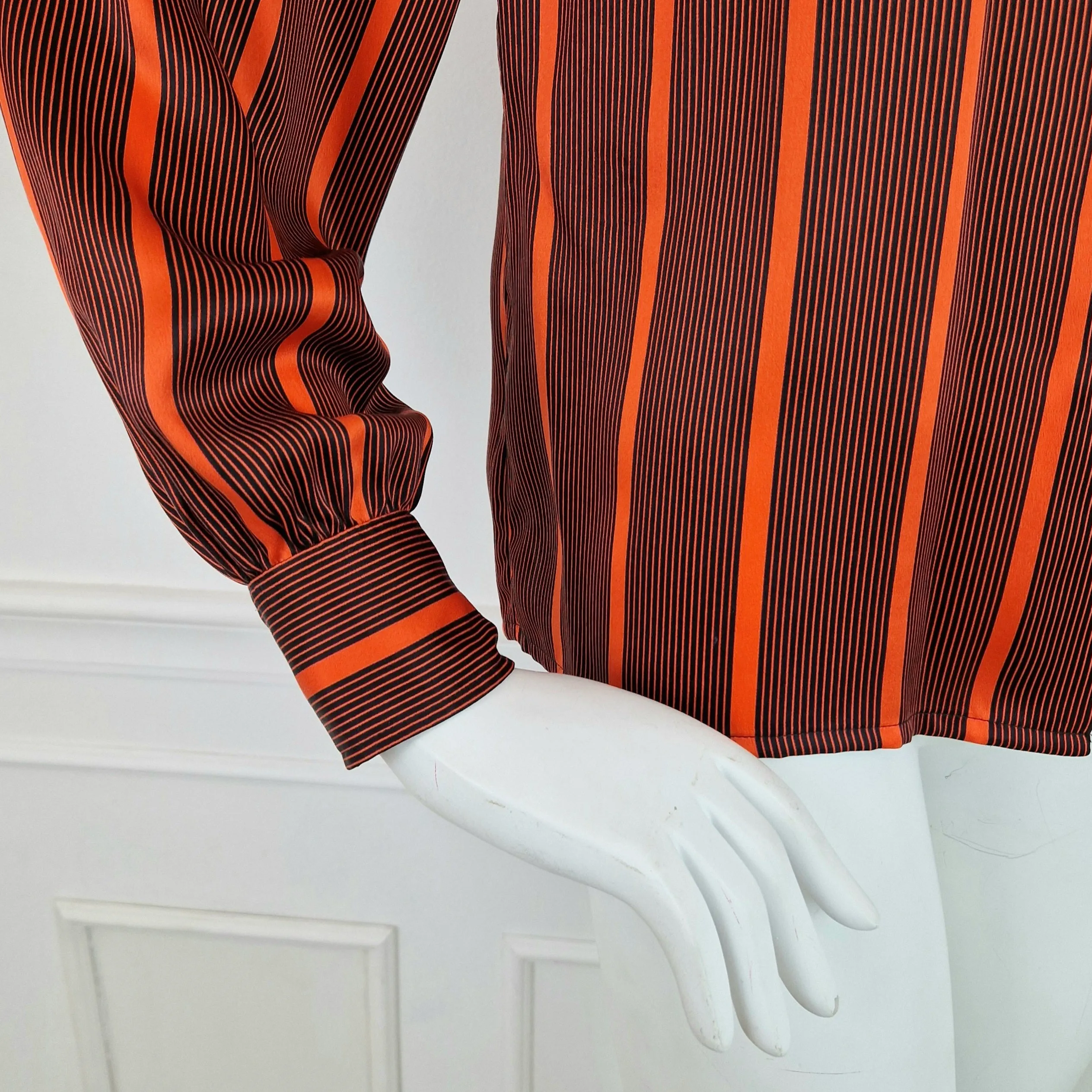 Camicia vintage Céline seta righe nero e arancio