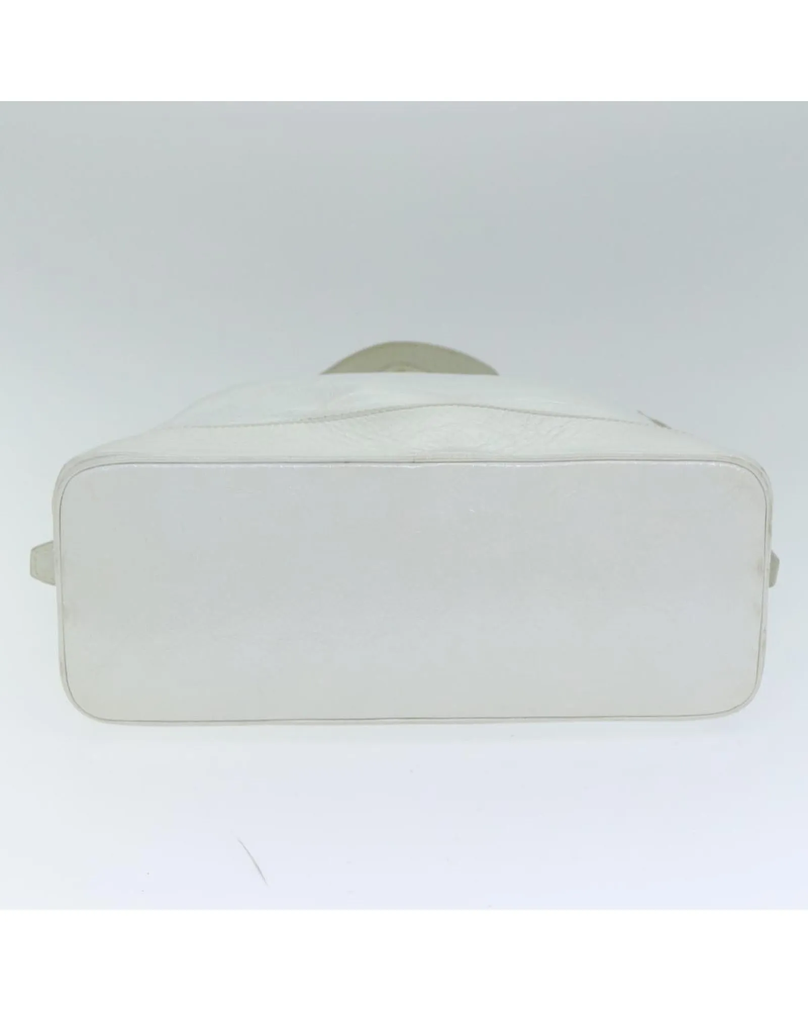 Enamel Hand Bag with Handle Drop and Secure Design