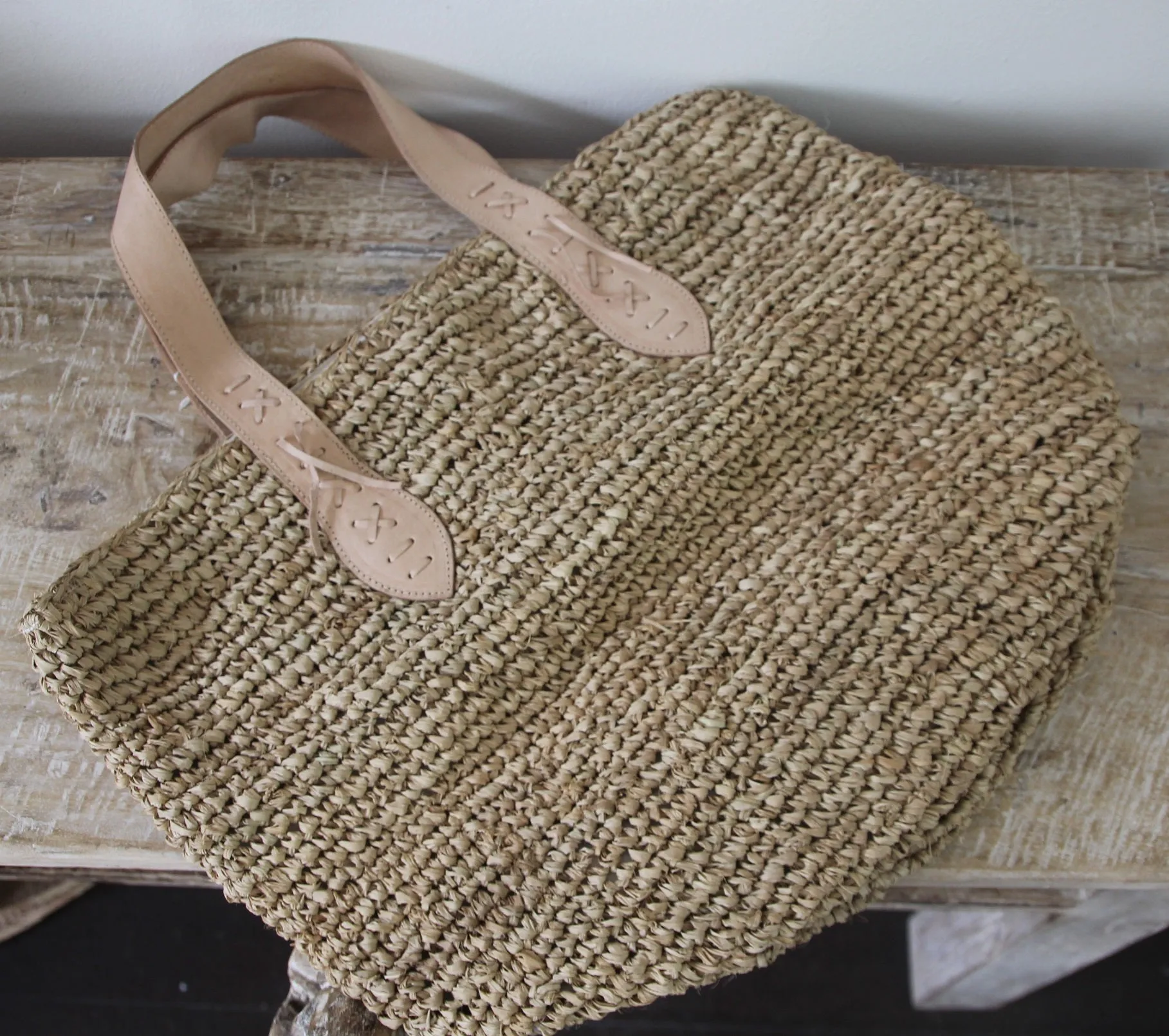 Raffia Bags Thin strap 45cm x 42cm h / Nude