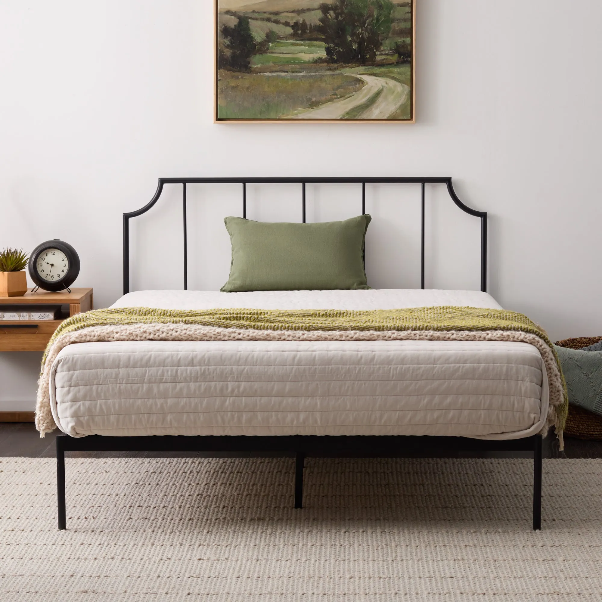 Sydney Platform Metal Bed with Scooped Accent Vertical Bar Headboard