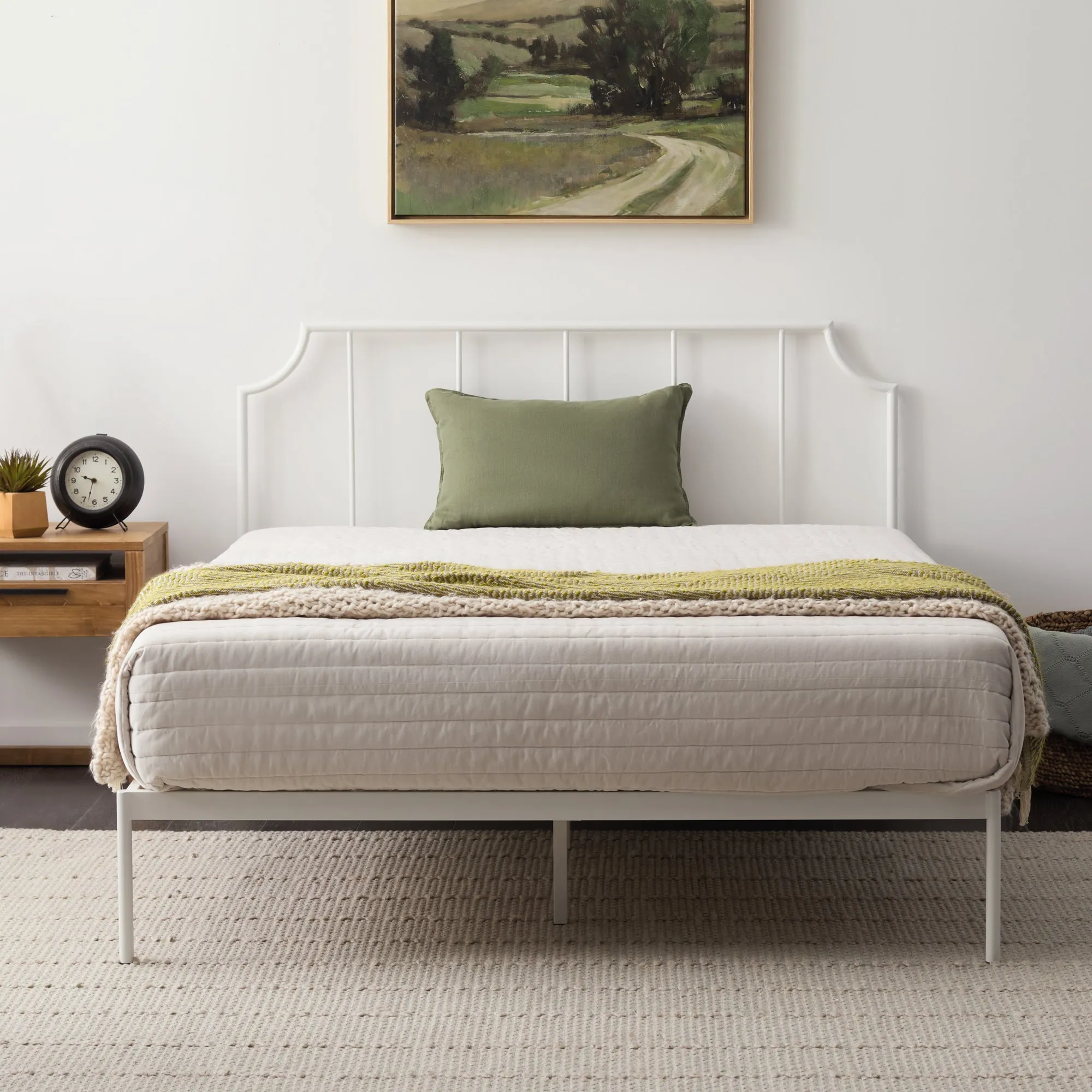 Sydney Platform Metal Bed with Scooped Accent Vertical Bar Headboard